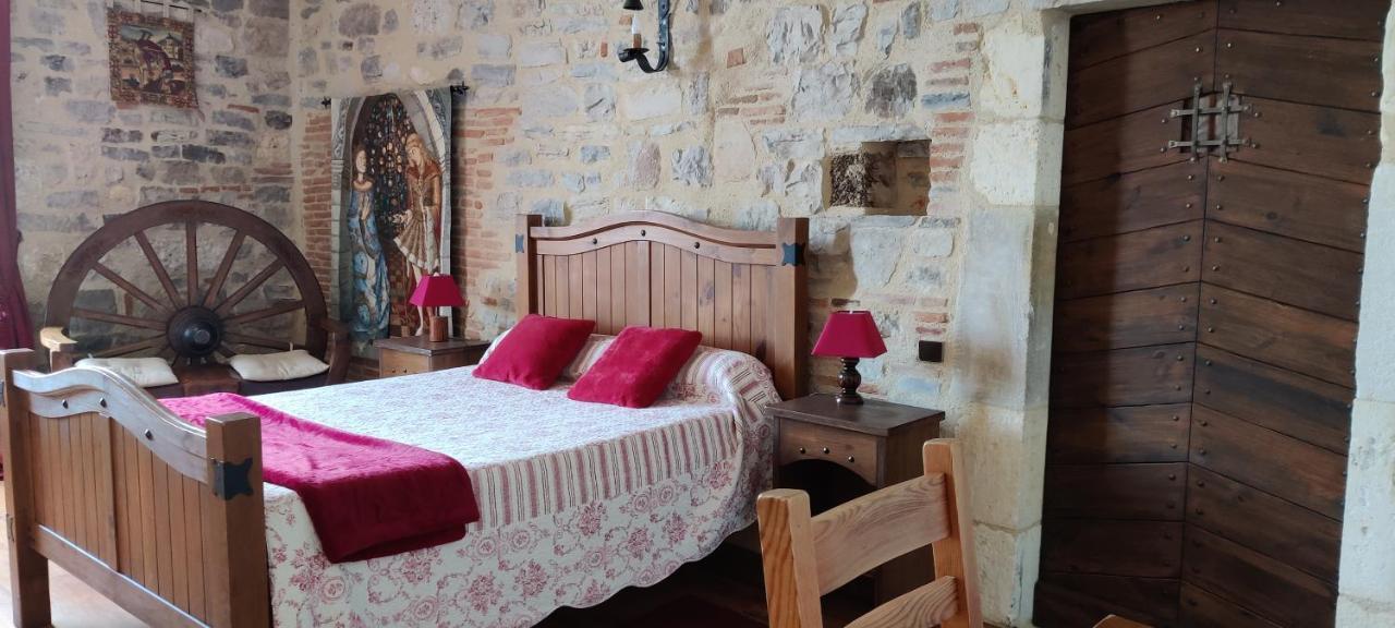 D'hôtes L'escuelle Des Chevaliers Bed and breakfast 3*